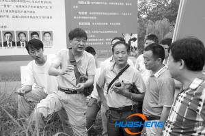 安徽農(nóng)業(yè)大學(xué)構(gòu)建農(nóng)業(yè)推廣新模式 建在田間地頭的“科技崗哨”